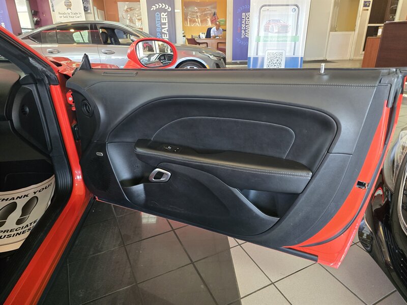 Used 2020 Dodge Challenger SXT w/ Plus Package RWD image 11