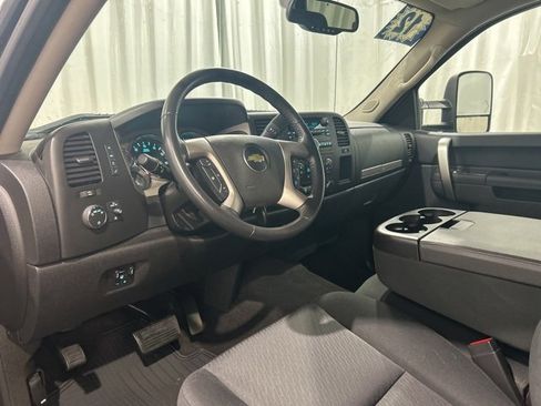 Used 2012 Chevrolet Silverado 2500 LT w/ Interior Plus Package image 13