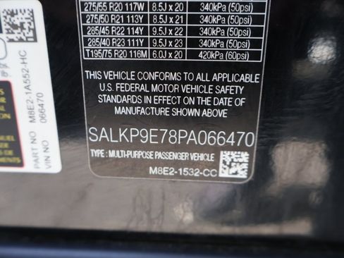 Used 2023 Land Rover Range Rover SE image 39