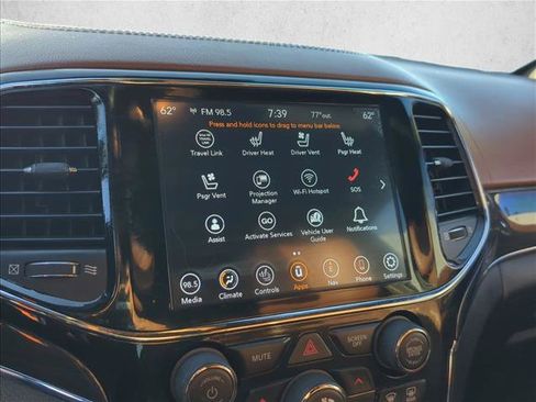 Used 2020 Jeep Grand Cherokee Overland AWD/4WD image 19