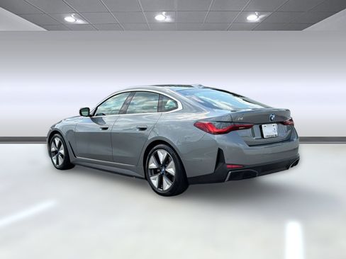 Used 2023 BMW i4 eDrive40 RWD image 3