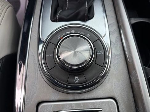 Used 2019 INFINITI QX80 Limited w/ All-Season Package AWD/4WD image 21