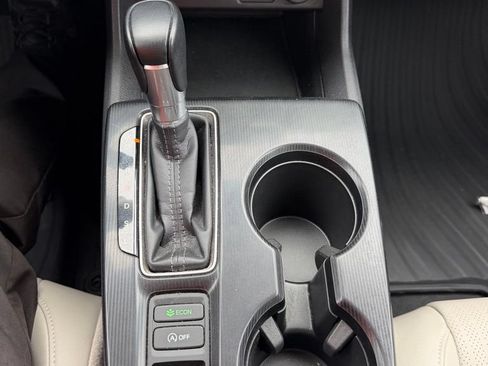 Used 2022 Honda Civic EX-L image 16