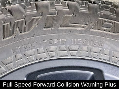 Used 2025 Jeep Wrangler Sport image 38