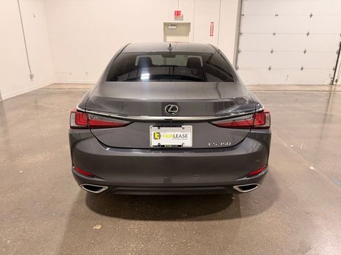Used 2022 Lexus ES 350 w/ Premium Package image 6