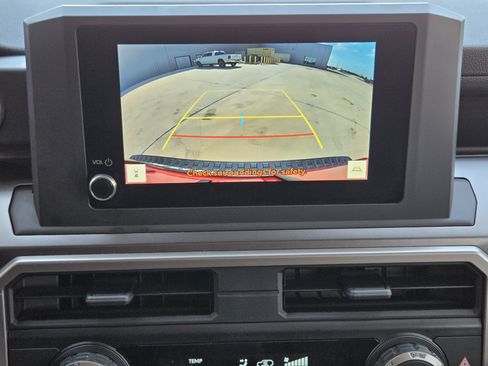 Used 2025 Toyota 4Runner SR5 AWD/4WD image 20