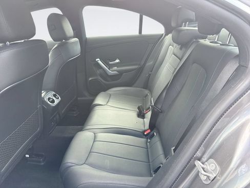 Used 2025 Mercedes-Benz CLA 250 4MATIC image 25