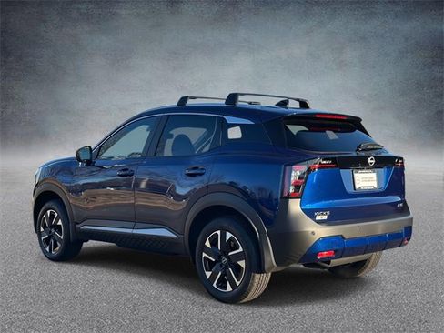 New 2026 Nissan Kicks SV image 4