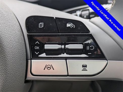 Certified 2025 Hyundai Elantra SEL image 26