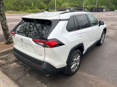 Used 2025 Toyota RAV4 XLE Premium w/ Weather Package FWD image 5