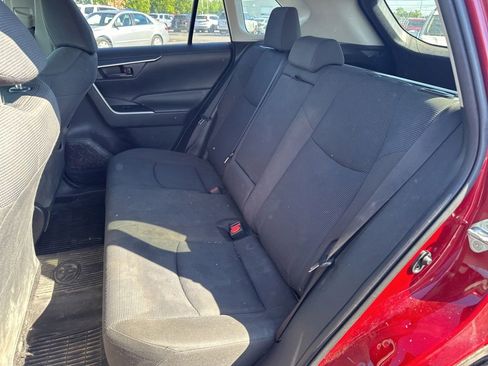Used 2019 Toyota RAV4 LE w/ All Weather Liner Package AWD/4WD image 13