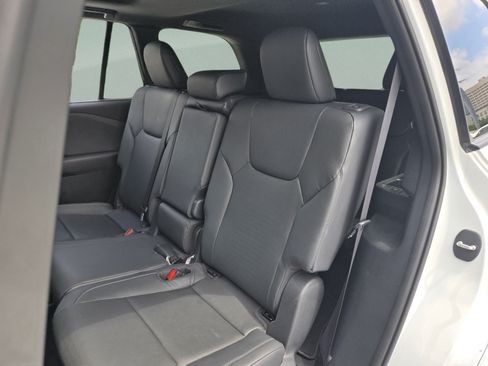 Used 2025 Lexus TX 350 AWD image 23
