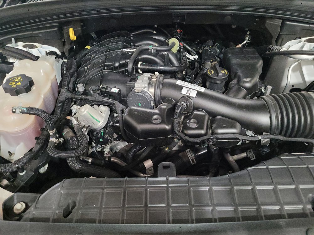 Used 2023 Jeep Grand Cherokee Laredo AWD/4WD image 30