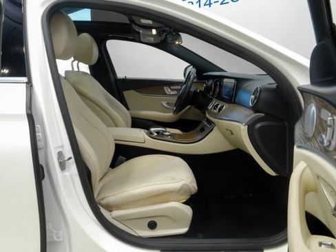 Used 2018 Mercedes-Benz E 300 image 39