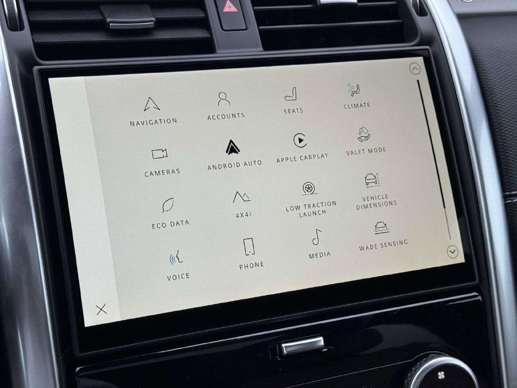 New 2026 Land Rover Discovery Limited Edition AWD/4WD image 17