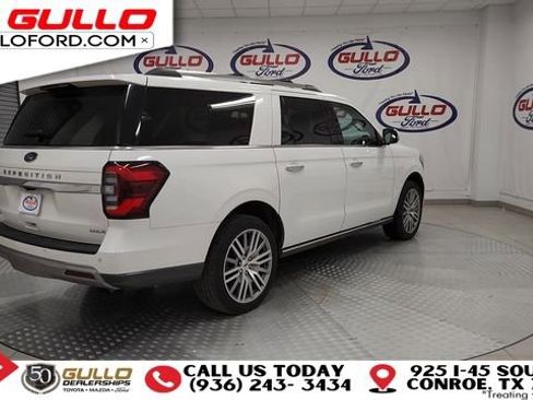 Used 2022 Ford Expedition Max Limited image 8