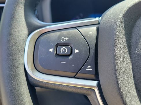 Used 2024 Volvo S60 B5 Core image 25