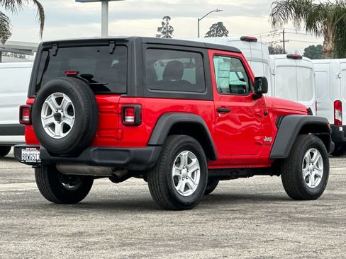 Used 2019 Jeep Wrangler Sport image 4