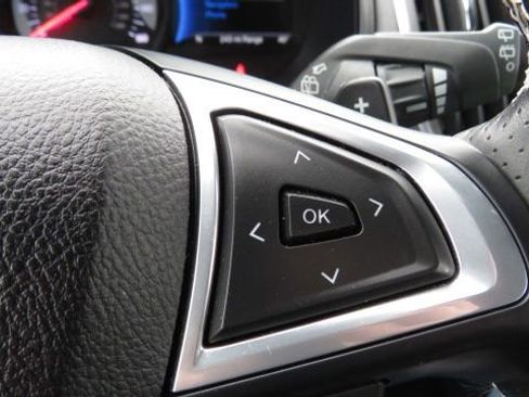 Certified 2022 Ford Edge ST w/ Equipment Group 401A image 23