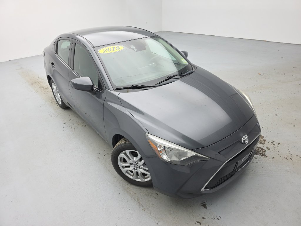 Used 2018 Toyota Yaris iA FWD image 2