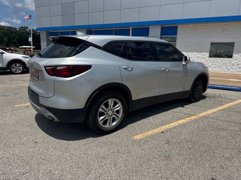 Used 2020 Chevrolet Blazer LT FWD image 3