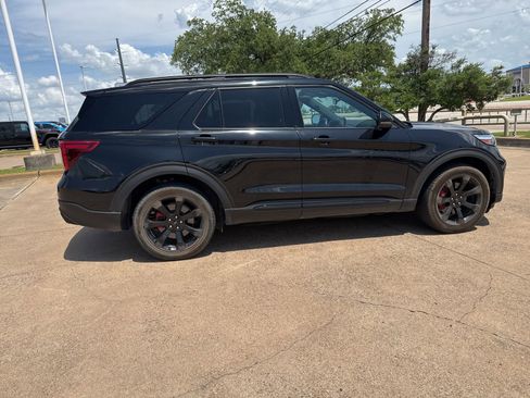 Used 2023 Ford Explorer ST w/ Equipment Group 401A AWD/4WD image 8
