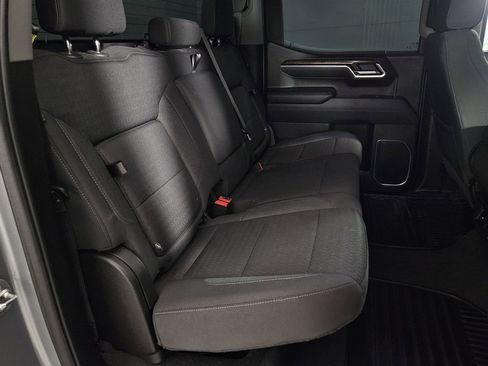 Used 2025 GMC Sierra 1500 Elevation image 27