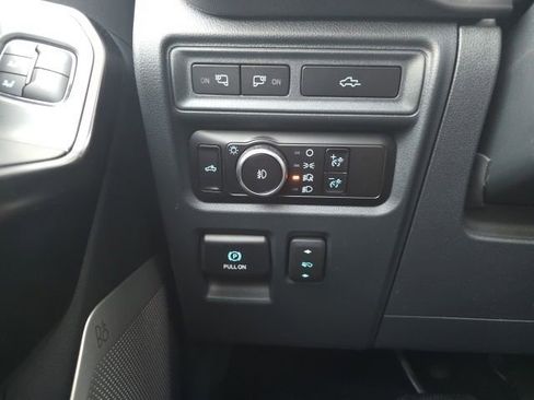 Certified 2023 Ford F150 Platinum w/ Equipment Group 701A High image 22