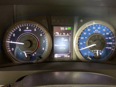 Used 2018 Toyota Sienna XLE FWD image 27