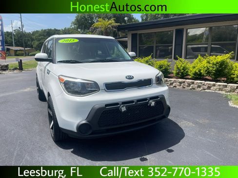 Used 2015 Kia Soul FWD image 1