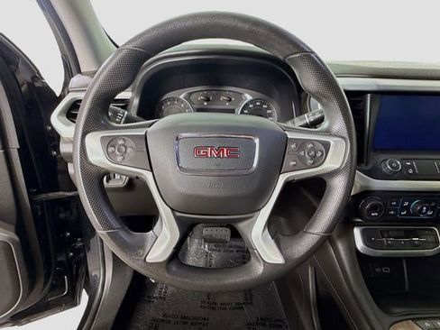 Used 2021 GMC Acadia SLE w/ Driver Convenience Package FWD image 11