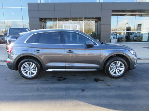 Used 2022 Audi Q5 2.0T Premium image 13