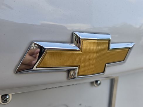 Used 2024 Chevrolet Equinox LS w/ LS Convenience Package FWD image 18