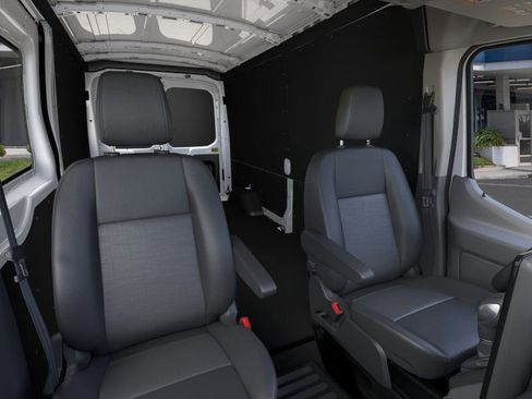 New 2026 Ford Transit 250 148 Medium Roof w/ Load Area Protection Package RWD image 10