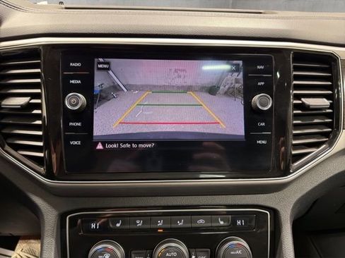 Used 2019 Volkswagen Atlas SEL image 15