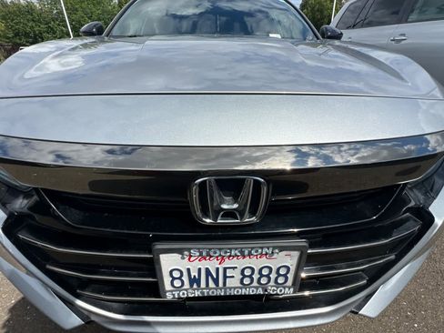 Used 2021 Honda Accord Sport image 12