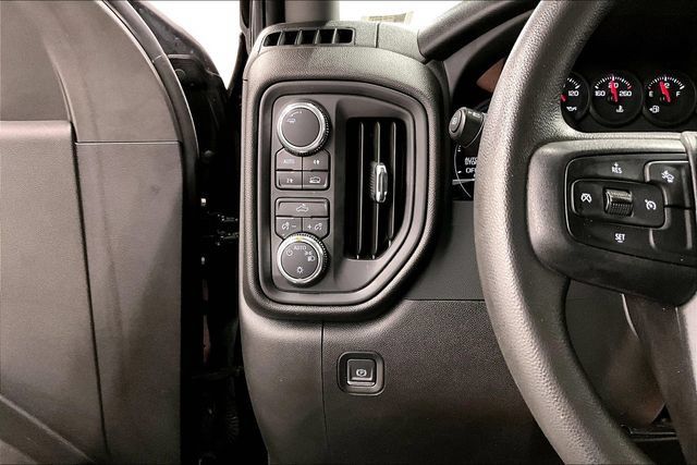 Used 2024 GMC Sierra 1500 Pro w/ Graphite Edition AWD/4WD image 33