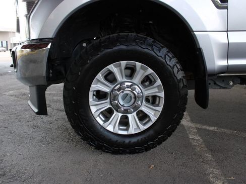 Used 2022 Ford F250 XLT w/ XLT Value Package AWD/4WD image 10
