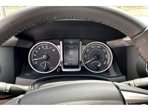 Used 2023 Toyota Tacoma SR5 w/ Technology Package AWD/4WD image 20