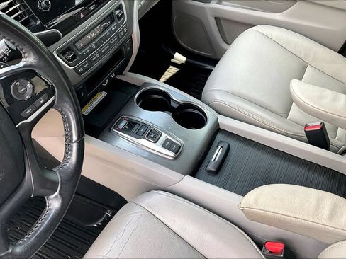Used 2021 Honda Pilot Special Edition image 15