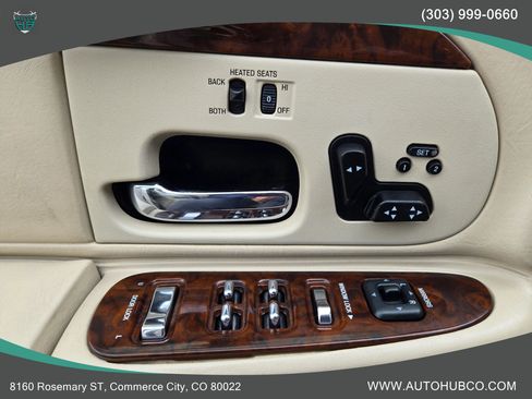 Used 2000 Lincoln Town Car Cartier image 18