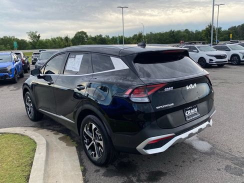 Certified 2024 Kia Sportage EX AWD/4WD image 4