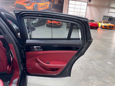 Used 2017 Porsche Panamera image 56