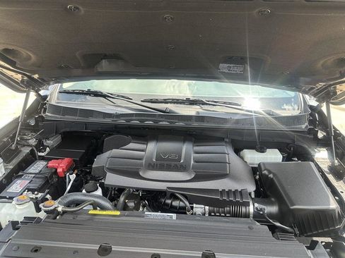 Used 2023 Nissan Titan SV w/ SV Convenience Package RWD image 20