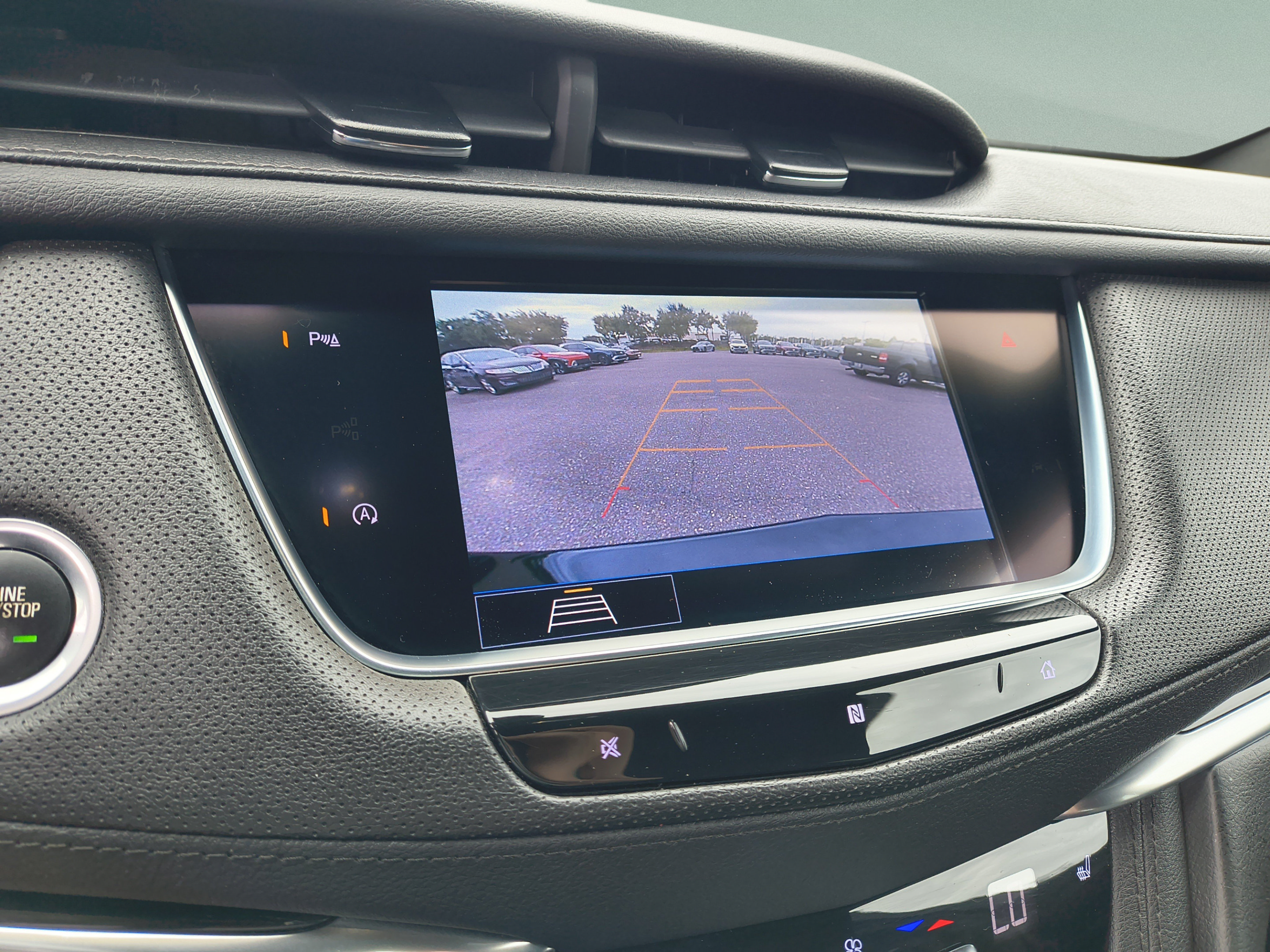 Used 2020 Cadillac XT5 Premium Luxury FWD image 27