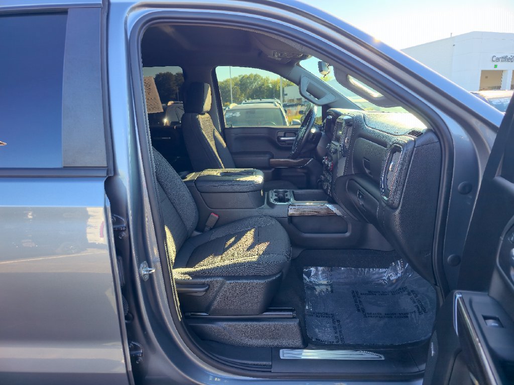 Used 2021 Chevrolet Silverado 1500 LT Trail Boss w/ Convenience Package II AWD/4WD image 28