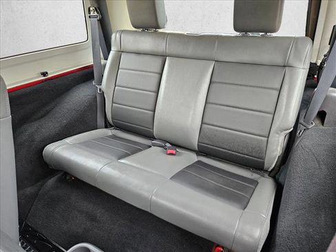 Used 2009 Jeep Wrangler X AWD/4WD image 16