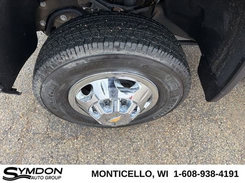 Used 2025 Chevrolet Silverado 3500 LT image 23