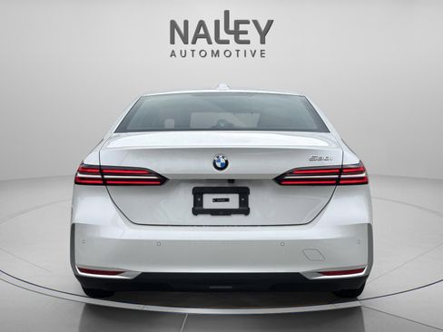 Used 2025 BMW 530i image 3