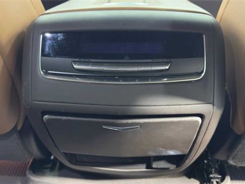 Used 2022 Cadillac Escalade ESV Premium Luxury image 20